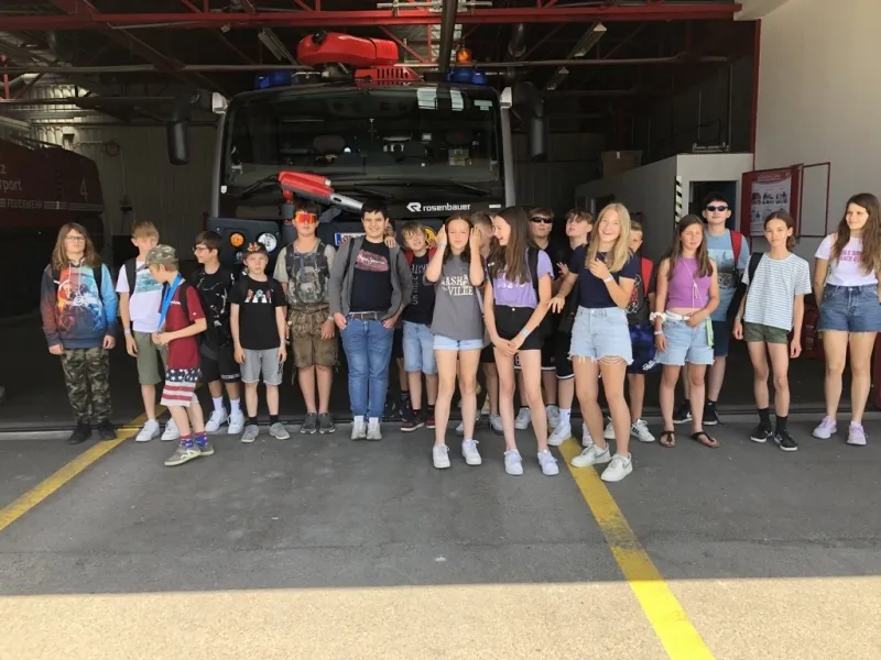 Exkursion zum Flughafen Linz